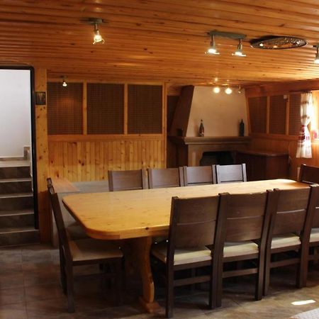 Ezerets Guest House Anita Экстерьер фото