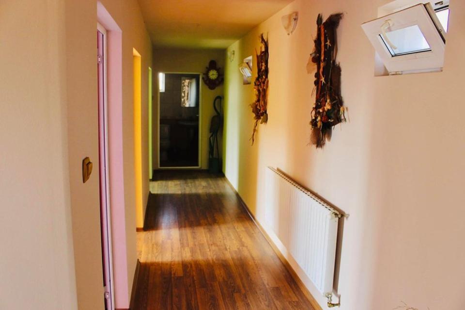 Ezerets Guest House Anita Экстерьер фото