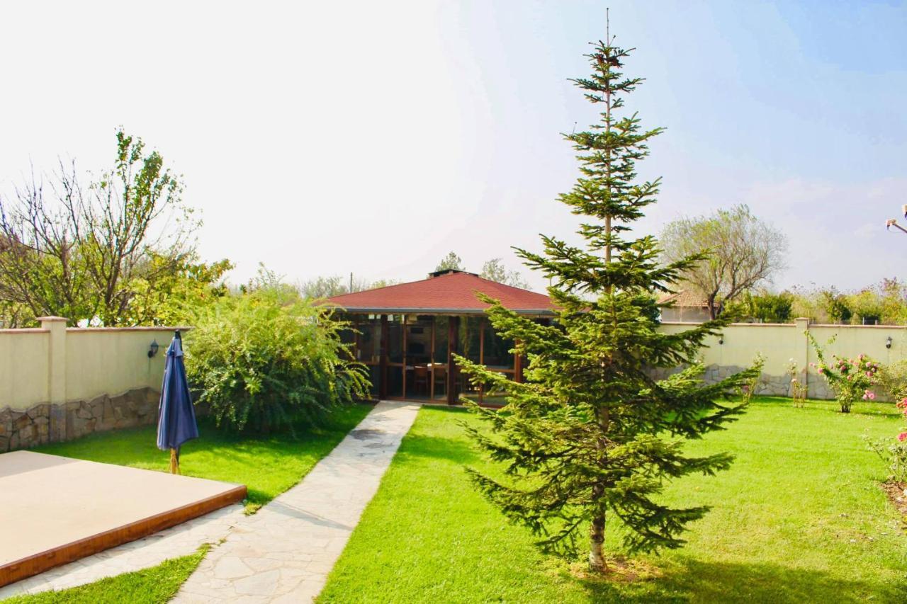 Ezerets Guest House Anita Экстерьер фото